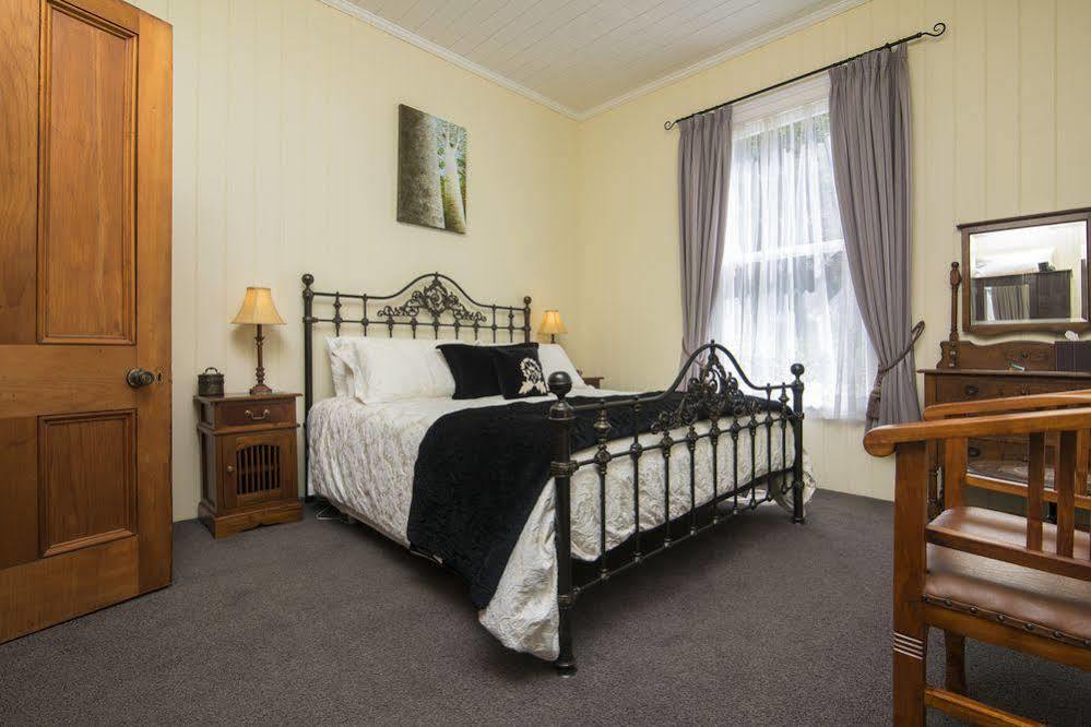 Sennen House Boutique Accommodation Picton Zewnętrze zdjęcie